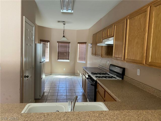608 Cowboy Cross Avenue, North Las Vegas, NV 89081