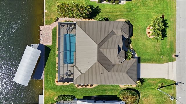 2822 SW 40th ST, Cape Coral, FL 33914