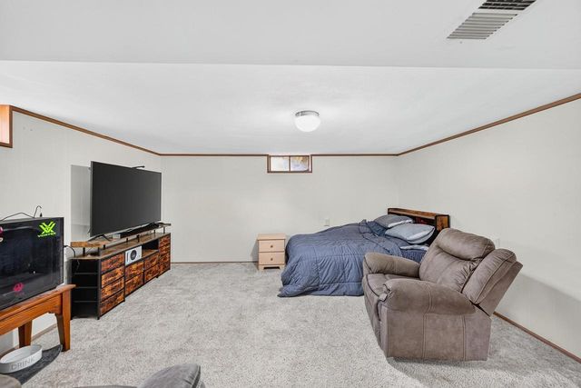 713 Powers Avenue, Madison, WI 53714