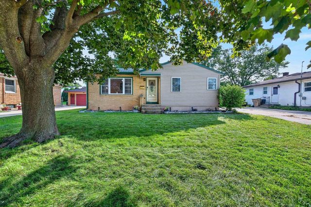 713 Powers Avenue, Madison, WI 53714
