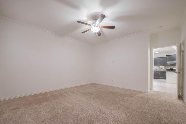 2261 Oak Circle Drive N, Conroe, TX 77301