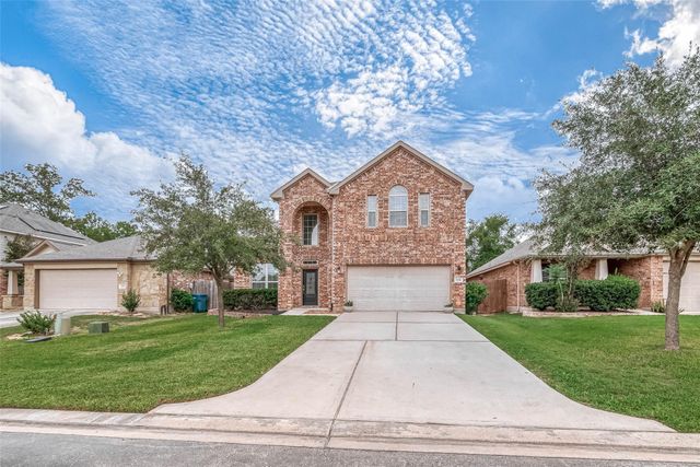 2261 Oak Circle Drive N, Conroe, TX 77301