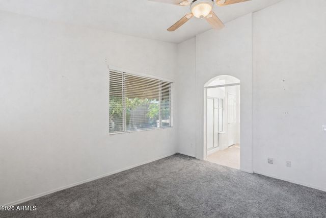 17320 N THORNBERRY Drive, Surprise, AZ 85374