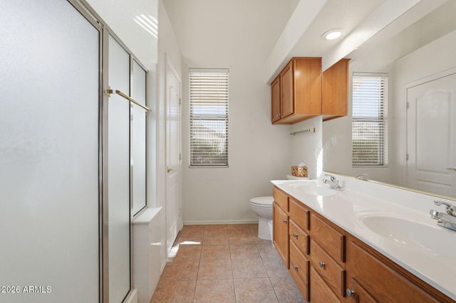 17320 N THORNBERRY Drive, Surprise, AZ 85374