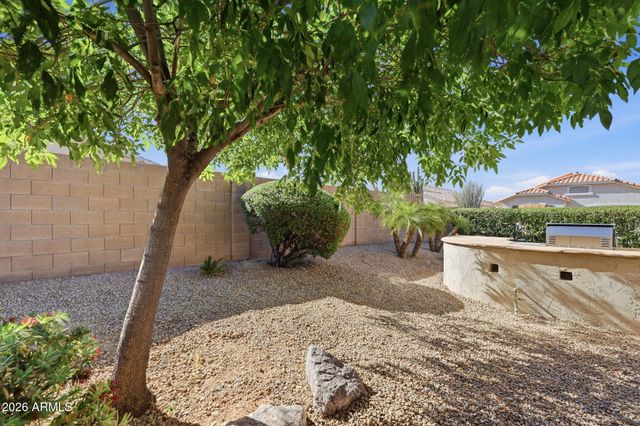 17320 N THORNBERRY Drive, Surprise, AZ 85374