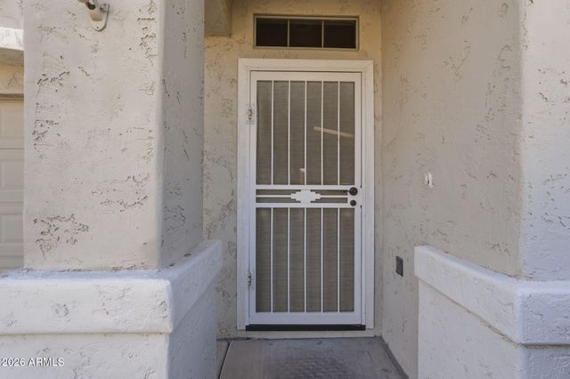 17320 N THORNBERRY Drive, Surprise, AZ 85374