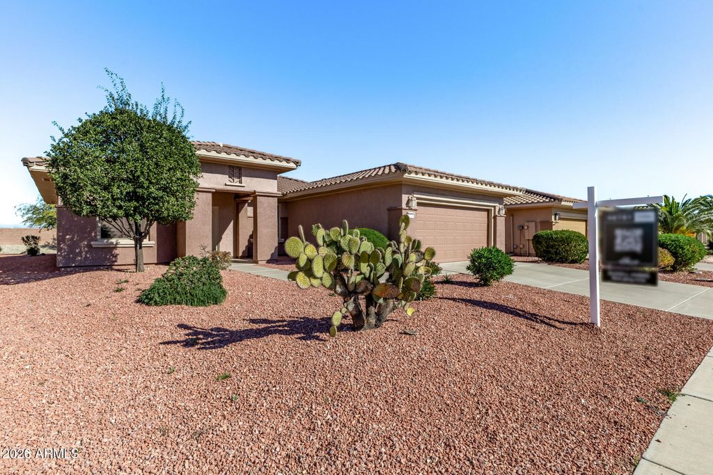 21010 N CIRCLE CLIFFS Drive, Surprise, AZ 85387 — photo 4