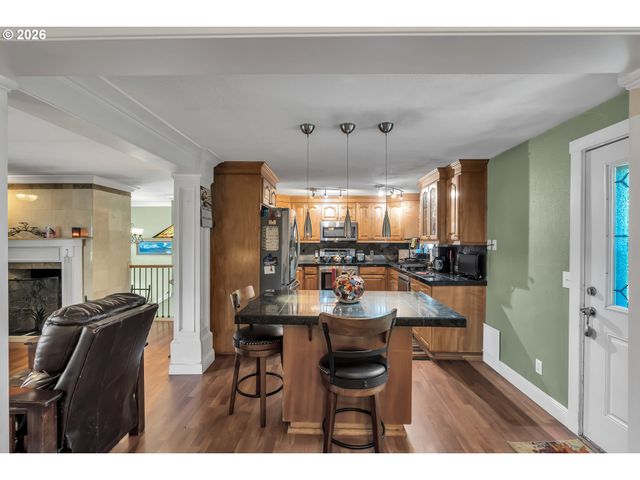 808 Ne 108TH St, Vancouver, WA 98685