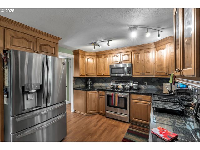 808 Ne 108TH St, Vancouver, WA 98685