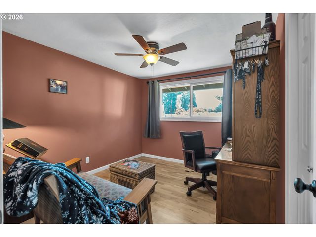 808 Ne 108TH St, Vancouver, WA 98685