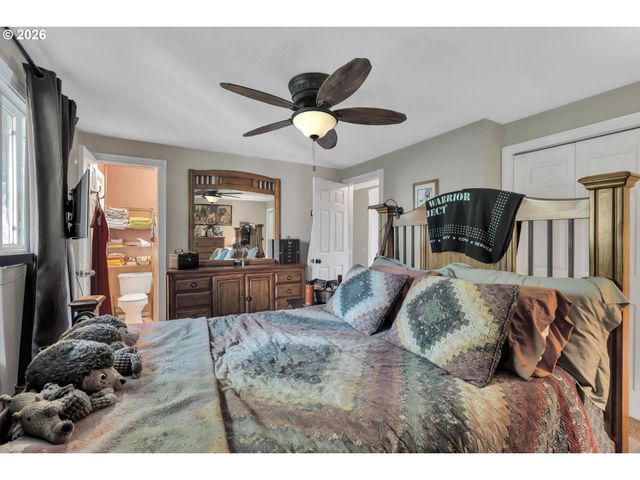 808 Ne 108TH St, Vancouver, WA 98685