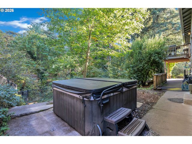 808 Ne 108TH St, Vancouver, WA 98685