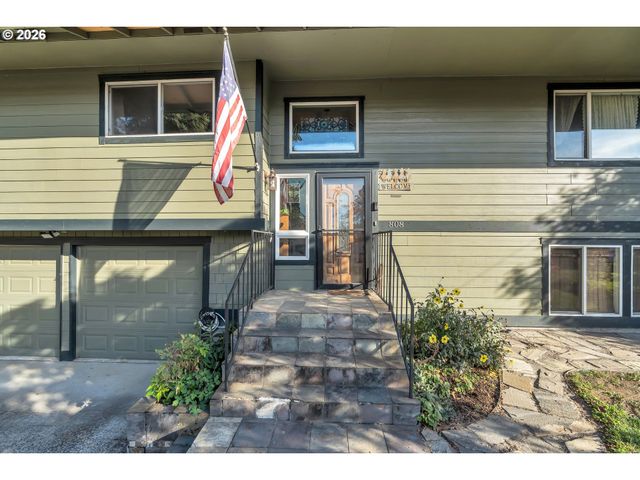 808 Ne 108TH St, Vancouver, WA 98685