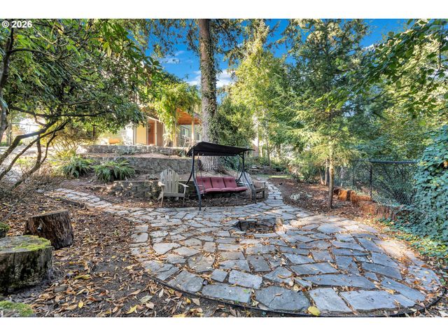 808 Ne 108TH St, Vancouver, WA 98685