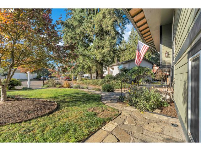 808 Ne 108TH St, Vancouver, WA 98685