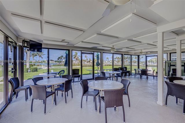 755 Saturn St G202, Jupiter, FL 33477