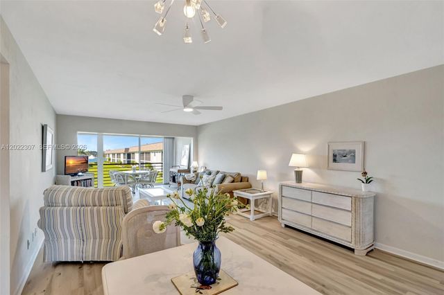 755 Saturn St G202, Jupiter, FL 33477
