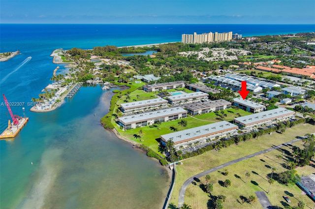 755 Saturn St G202, Jupiter, FL 33477