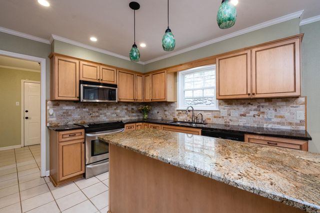 312 Auburn Drive, Little Rock, AR 72205