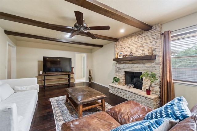 2013 Bella Vista Drive, Edmond, OK 73013