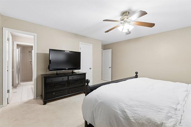 2013 Bella Vista Drive, Edmond, OK 73013