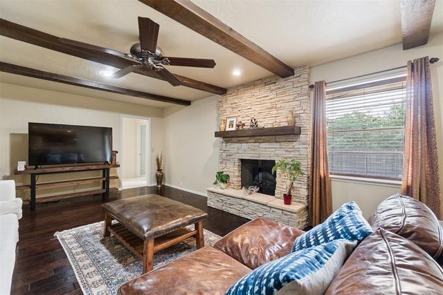 2013 Bella Vista Drive, Edmond, OK 73013