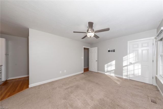 5302 Sloane SQ, Williamsburg, VA 23188