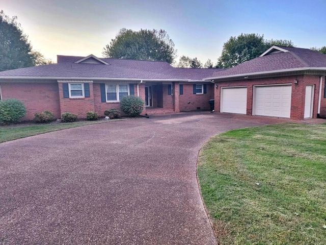 407 Tivoli Trl, Springfield, TN 37172