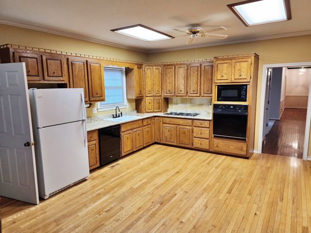 407 Tivoli Trl, Springfield, TN 37172