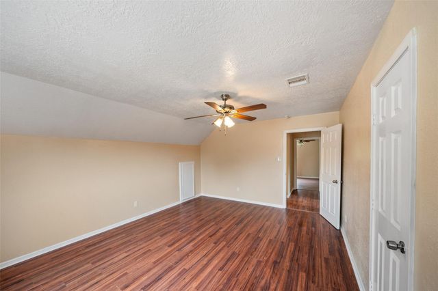 10326 Greencreek Drive, Houston, TX 77070