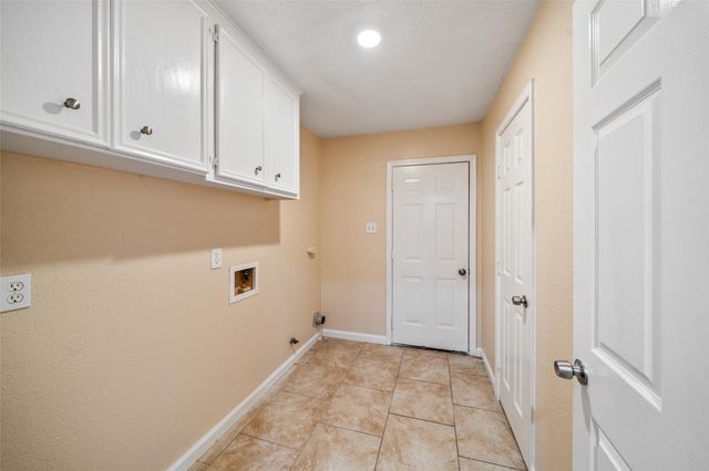 10326 Greencreek Drive, Houston, TX 77070