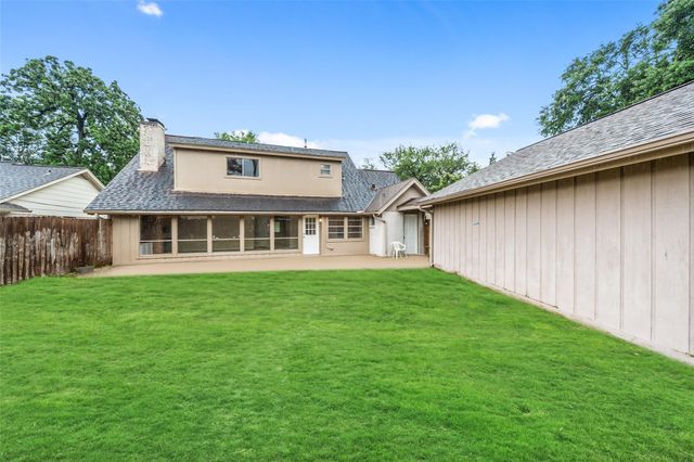 10326 Greencreek Drive, Houston, TX 77070