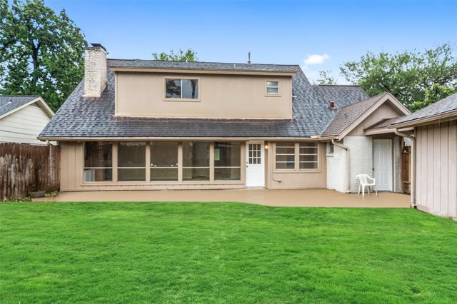 10326 Greencreek Drive, Houston, TX 77070