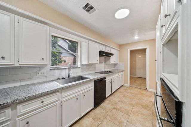 10326 Greencreek Drive, Houston, TX 77070