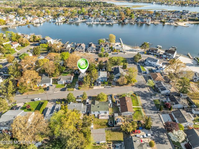 172 Sutter Street, Toms River, NJ 08753
