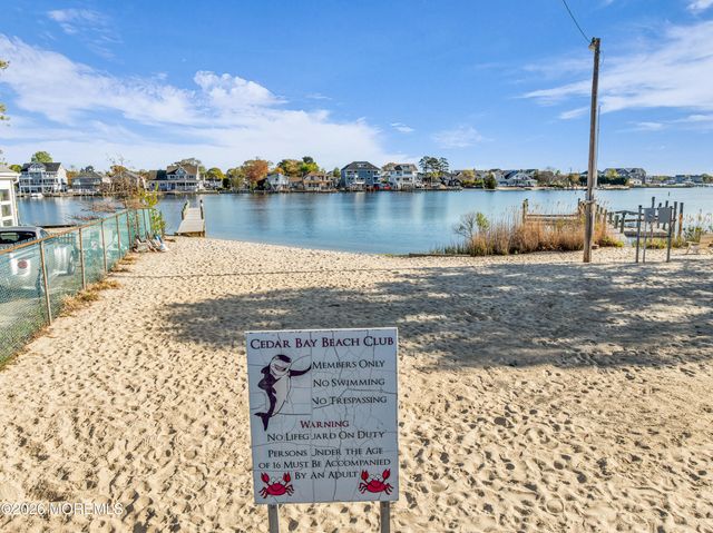 172 Sutter Street, Toms River, NJ 08753