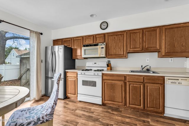 172 Sutter Street, Toms River, NJ 08753