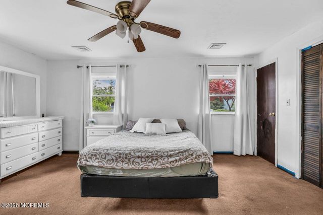 172 Sutter Street, Toms River, NJ 08753
