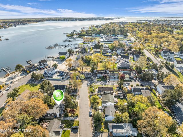 172 Sutter Street, Toms River, NJ 08753