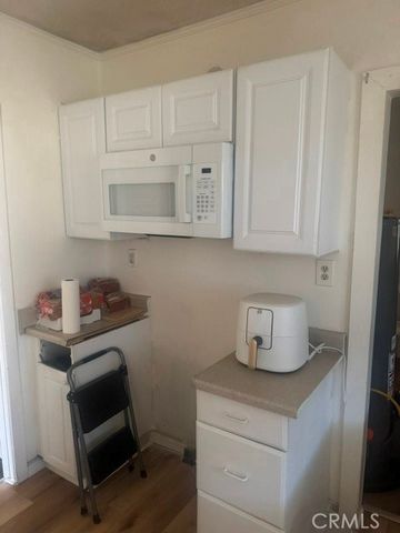 15957 K, Mojave, CA 93501