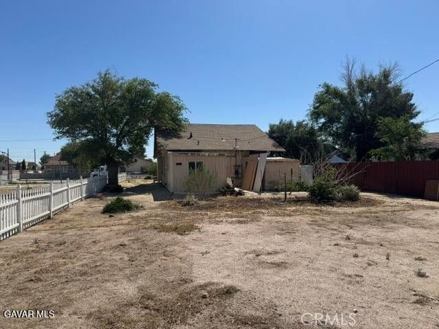 15957 K, Mojave, CA 93501