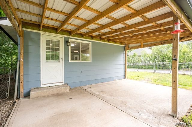 2605 Hakanaw Avenue, Hamburg, NY 14075