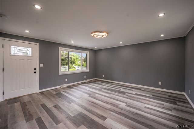 2605 Hakanaw Avenue, Hamburg, NY 14075