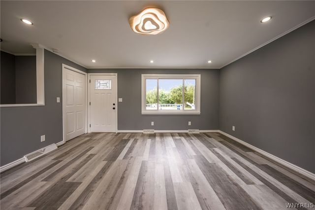 2605 Hakanaw Avenue, Hamburg, NY 14075