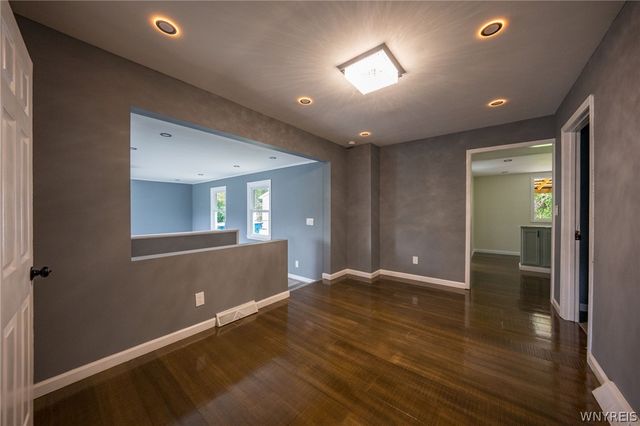2605 Hakanaw Avenue, Hamburg, NY 14075