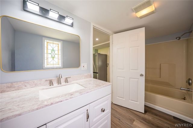 2605 Hakanaw Avenue, Hamburg, NY 14075