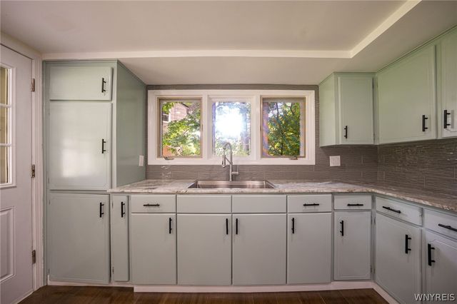 2605 Hakanaw Avenue, Hamburg, NY 14075