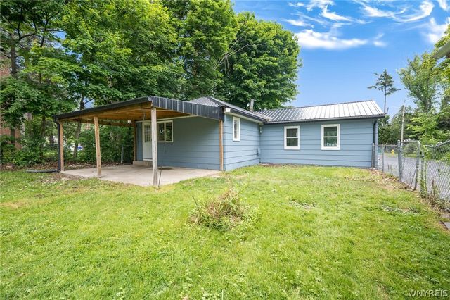 2605 Hakanaw Avenue, Hamburg, NY 14075