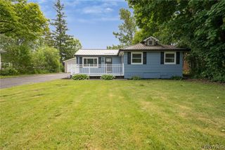 2605 Hakanaw Avenue, Hamburg, NY 14075