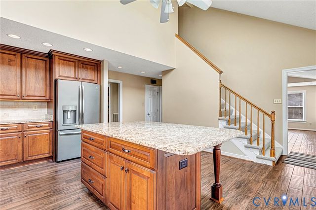 8297 Soft Wind Dr, Mechanicsville, VA 23111